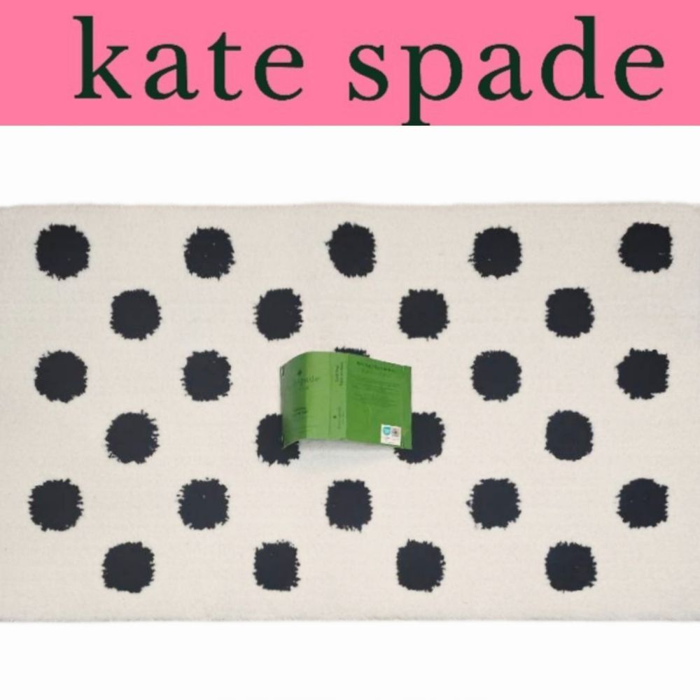 One Pair Kate Spade White Bath Rug with Black Polka Dots (2)